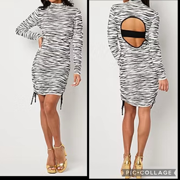 BOLD elements Dresses & Skirts - Bold Elements Womens Long Sleeve Animal Sweater Dress